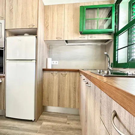 Kiwi Smoothie - En La Playa, Doble Terraza, Cocina Completa, Dos Camas Y Wifi Apartamento